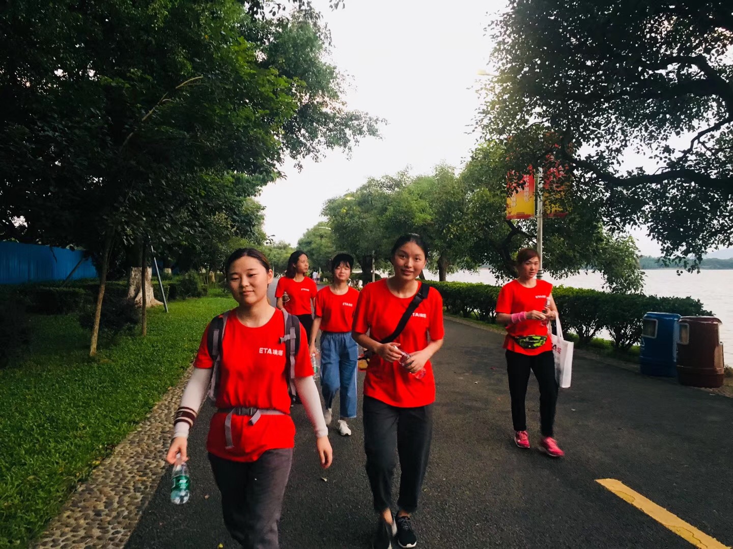 Reflow forraszt&oacute; s&uuml;tő