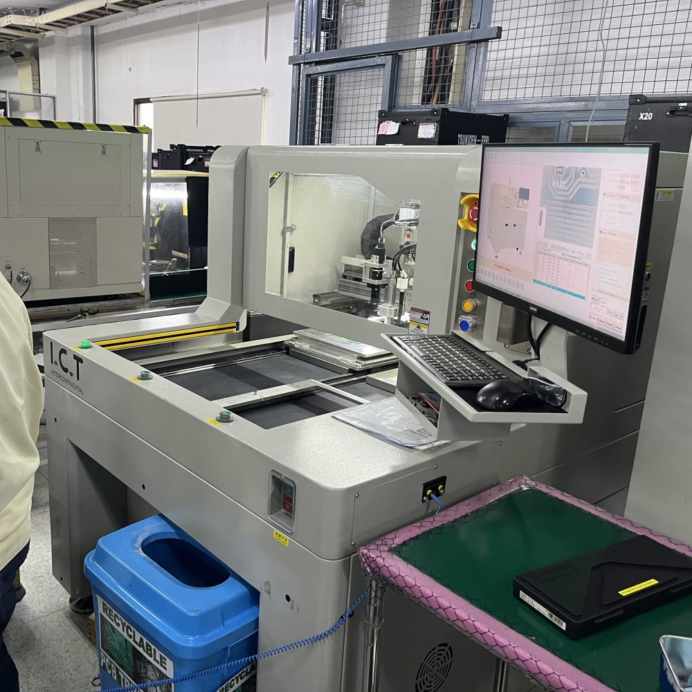 NYÁK kártya ólomvágó elválasztó panel leválasztó router gép