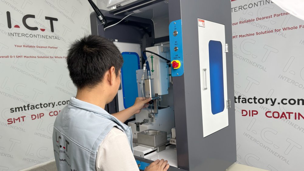 SCR300 Csavaroz&oacute; Robot.jpg