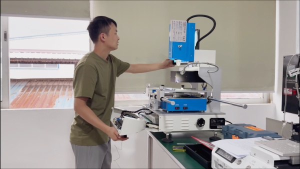 ICT teljes műszaki &uacute;tmutat&oacute; az SMT berendez&eacute;sek műk&ouml;d&eacute;s&eacute;hez