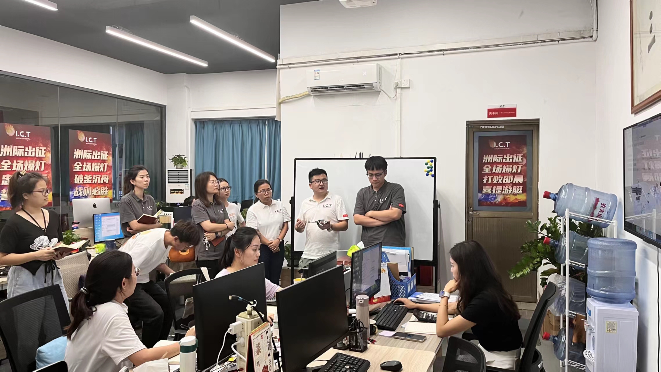 ICT Training SMT gépsor