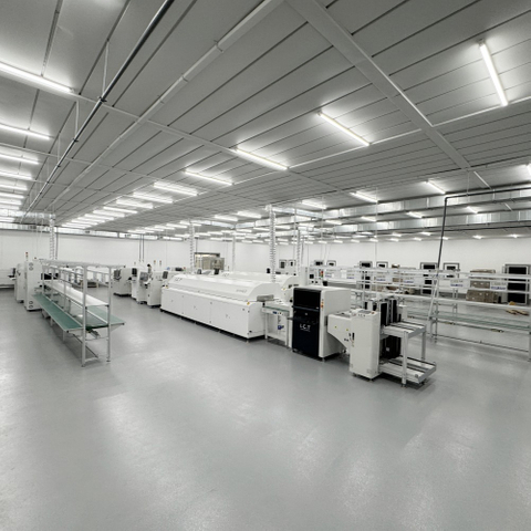 IKT | LED izzó összeszerelő vonal félautomata gép