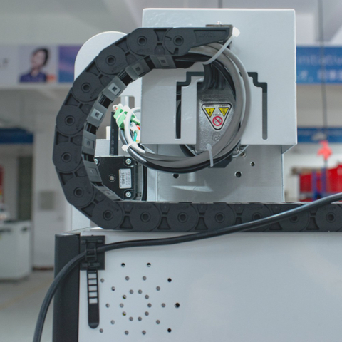 IKT | 5 tengelyes, automata elektromos vasaló PCB mártogatószerszámos forrasztó robot